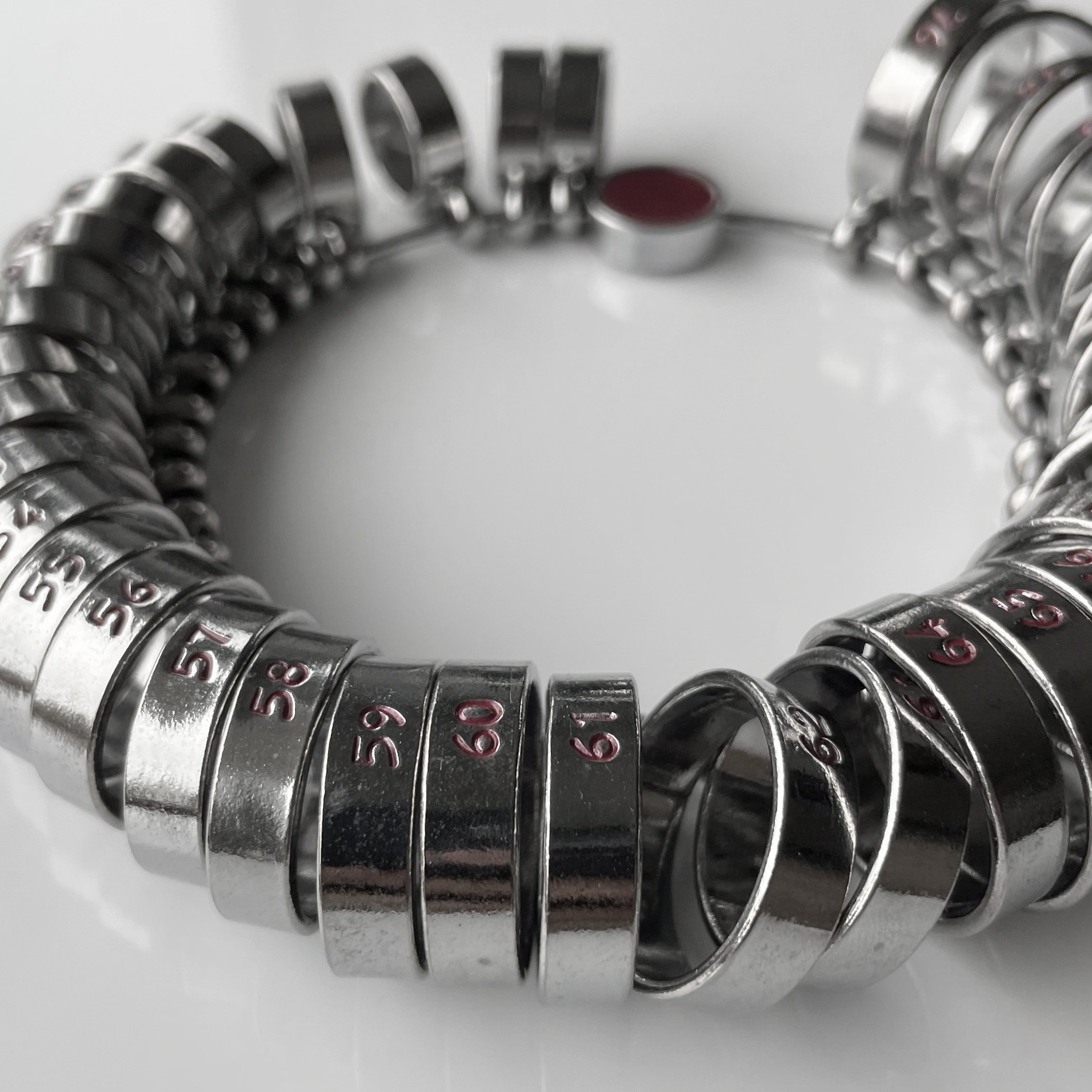 Ringmaß Ringgröße bestimmen mit einem Ringmaß